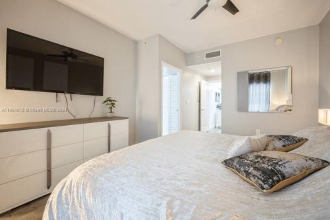 Condo in Fort Lauderdale, Florida, 2 bedrooms  № 1369010 - photo 22