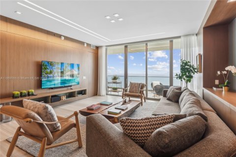 Copropriété à vendre à Sunny Isles Beach, Floride: 4 chambres, 249.16 m2 № 1369101 - photo 1