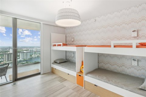 Condominio en venta en Sunny Isles Beach, Florida, 4 dormitorios, 249.16 m2 № 1369101 - foto 16