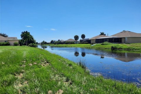 Купить земельный участок в Ротонда, Флорида № 214413 - фото 1