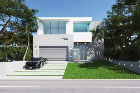 Casa en venta en North Bay Village, Florida, 5 dormitorios № 1116173 - foto 2