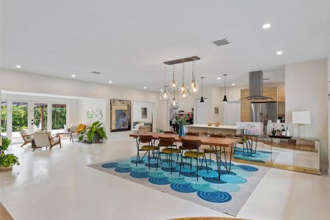 Villa ou maison à vendre à Miami Shores, Floride: 3 chambres, 197.7 m2 № 1091505 - photo 4