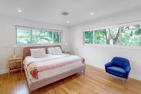Casa en venta en Miami Shores, Florida, 3 dormitorios, 197.7 m2 № 1091505 - foto 21
