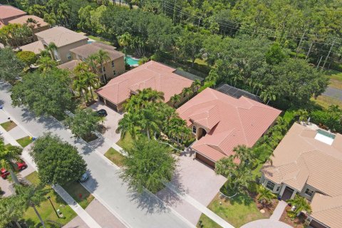 House in Lake Worth, Florida 5 bedrooms, 261.98 sq.m. № 1183562 - photo 9