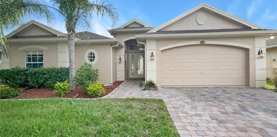 Casa en Kissimmee, Florida 3 dormitorios, 212.65 m2 № 1257568