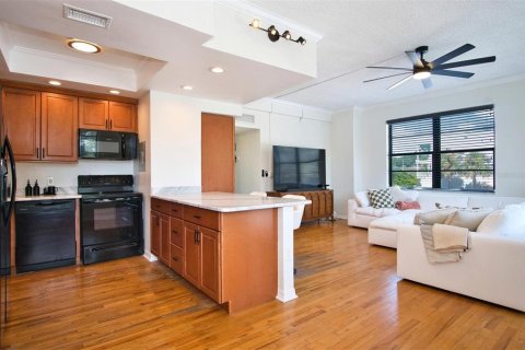 Condominio en venta en Tampa, Florida, 1 dormitorio, 87.61 m2 № 1384796 - foto 9