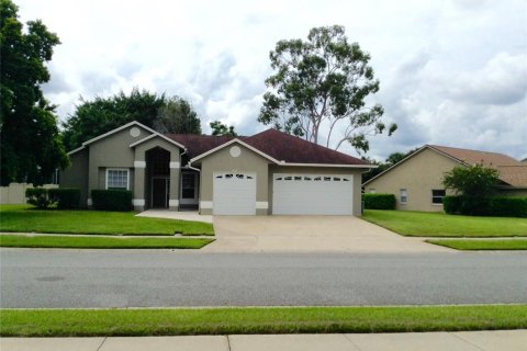 Villa ou maison à louer à Orlando, Floride: 4 chambres, 199.28 m2 № 1371631 - photo 2