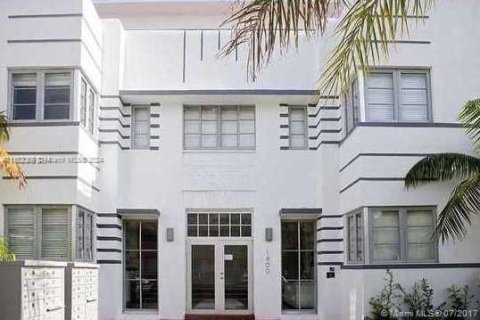 Copropriété à vendre à Miami Beach, Floride: 2 chambres, 60.29 m2 № 1399952 - photo 2