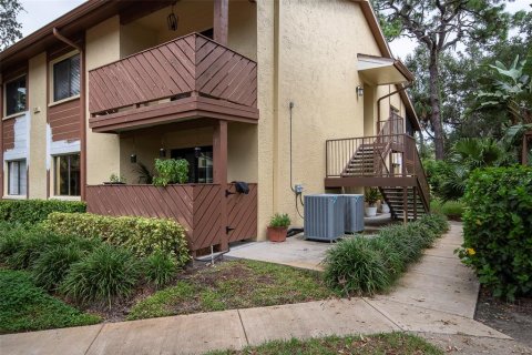 Condominio en venta en Safety Harbor, Florida, 2 dormitorios, 98.48 m2 № 1390712 - foto 1