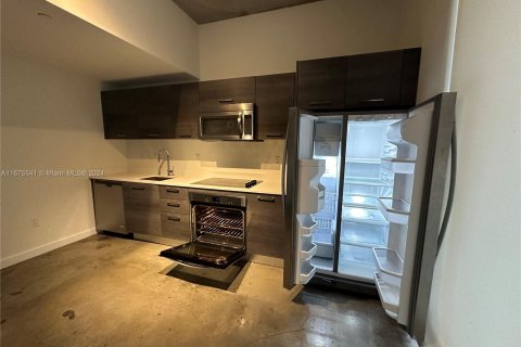 Condominio en venta en Miami, Florida, 1 dormitorio, 52.4 m2 № 1418730 - foto 12