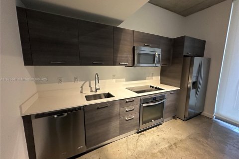 Condominio en venta en Miami, Florida, 1 dormitorio, 52.4 m2 № 1418730 - foto 13