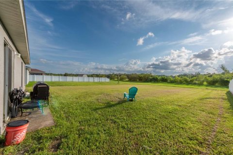 Villa ou maison à vendre à Zephyrhills, Floride: 4 chambres, 141.58 m2 № 1324983 - photo 4