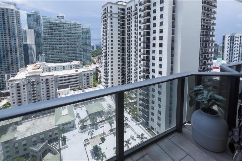 Condo in Miami, Florida, 1 bedroom  № 1398074 - photo 25