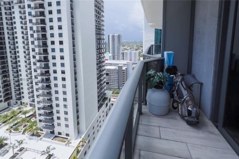 Condominio en venta en Miami, Florida, 1 dormitorio, 76.74 m2 № 1398074 - foto 24