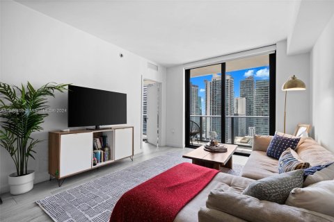 Condo in Miami, Florida, 1 bedroom  № 1398074 - photo 2