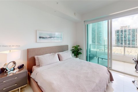 Condominio en venta en Miami, Florida, 1 dormitorio, 71.53 m2 № 1398052 - foto 14