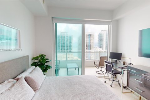 Condominio en venta en Miami, Florida, 1 dormitorio, 71.53 m2 № 1398052 - foto 12