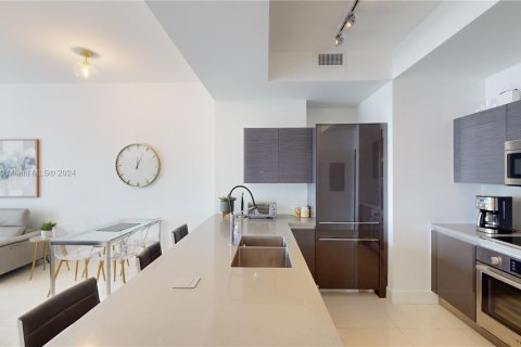 Condominio en venta en Miami, Florida, 1 dormitorio, 71.53 m2 № 1398052 - foto 3