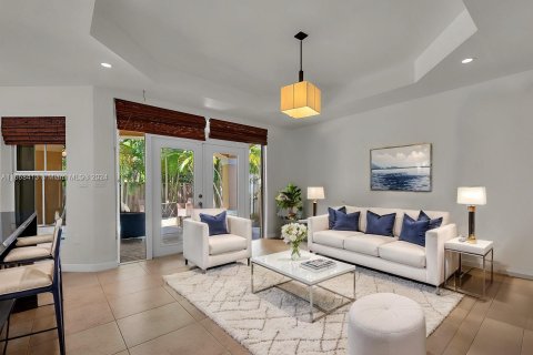 Casa en venta en Miami, Florida, 4 dormitorios, 278.43 m2 № 1398984 - foto 23