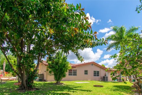 Casa en venta en Coral Springs, Florida, 4 dormitorios, 201.97 m2 № 1155502 - foto 26