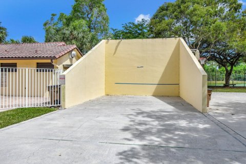 Casa en venta en Deerfield Beach, Florida, 3 dormitorios, 169.83 m2 № 1154125 - foto 24