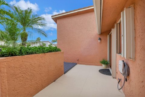 Casa en venta en Deerfield Beach, Florida, 3 dormitorios, 169.83 m2 № 1154125 - foto 15