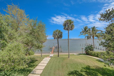 Villa ou maison à vendre à Stuart, Floride: 4 chambres, 641.21 m2 № 1154184 - photo 11