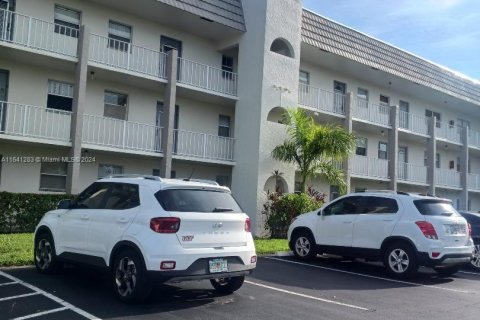 Condominio en venta en Sunrise, Florida, 2 dormitorios, 78.97 m2 № 1319126 - foto 1