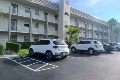 Condominio en venta en Sunrise, Florida, 2 dormitorios, 78.97 m2 № 1319126 - foto 2