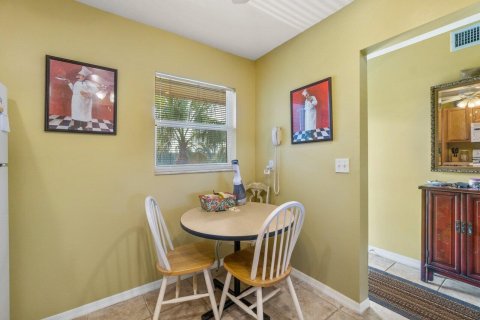 Condominio en venta en Boynton Beach, Florida, 2 dormitorios, 91.23 m2 № 989424 - foto 17