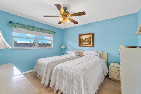 Condo in Boynton Beach, Florida, 2 bedrooms  № 989424 - photo 13
