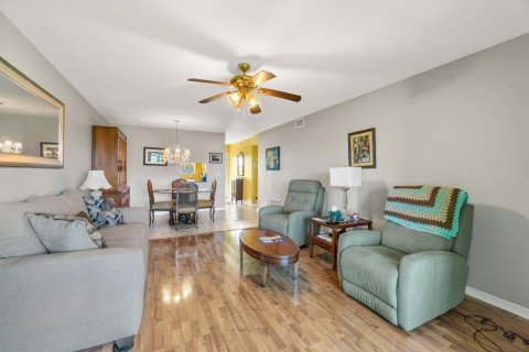Condominio en venta en Boynton Beach, Florida, 2 dormitorios, 91.23 m2 № 989424 - foto 22