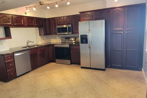 Condo in Pompano Beach, Florida, 2 bedrooms  № 989381 - photo 22