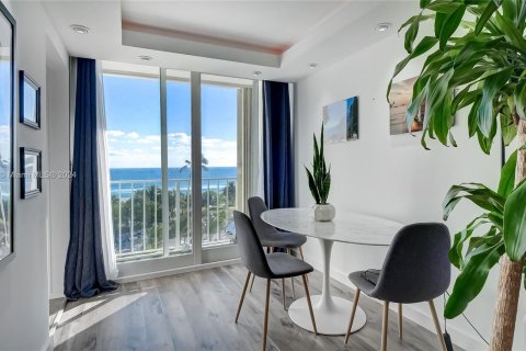 Condo in Miami Beach, Florida, 3 bedrooms  № 1393466 - photo 5