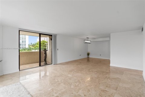 Copropriété à vendre à Coral Gables, Floride: 2 chambres, 137.68 m2 № 1325417 - photo 12