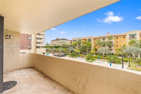 Condo in Coral Gables, Florida, 2 bedrooms  № 1325417 - photo 10