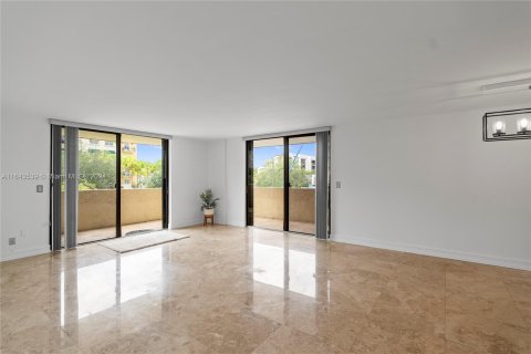 Condominio en venta en Coral Gables, Florida, 2 dormitorios, 137.68 m2 № 1325417 - foto 5