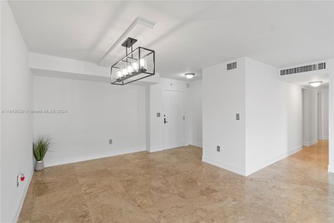 Copropriété à vendre à Coral Gables, Floride: 2 chambres, 137.68 m2 № 1325417 - photo 21