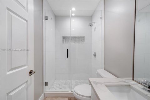 Copropriété à vendre à Hialeah, Floride: 2 chambres, 87.79 m2 № 1394780 - photo 15