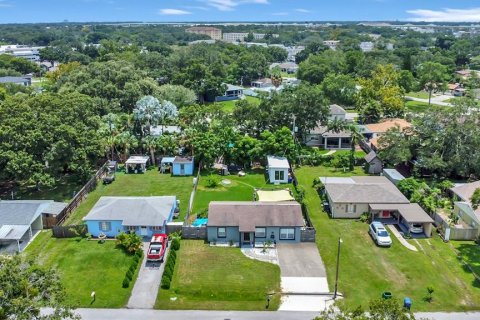 Villa ou maison à vendre à Tampa, Floride: 2 chambres, 91.42 m2 № 1312591 - photo 29