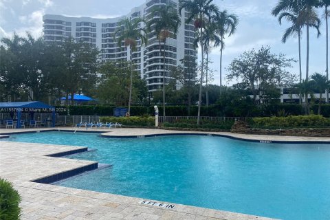 Condominio en venta en Aventura, Florida, 3 dormitorios, 159.23 m2 № 1098605 - foto 3