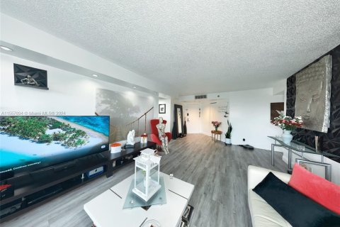 Condo in Aventura, Florida, 3 bedrooms  № 1098605 - photo 8