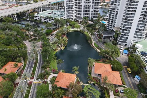 Condo in Aventura, Florida, 3 bedrooms  № 1098605 - photo 6