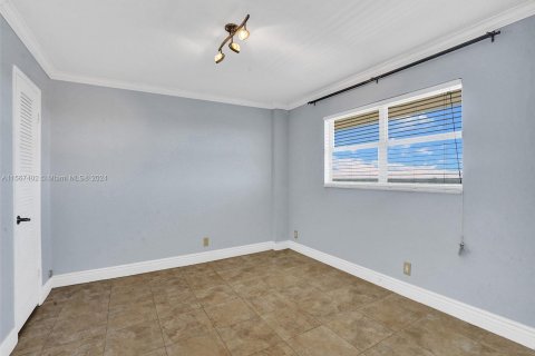 Condominio en venta en Hillsboro Beach, Florida, 2 dormitorios, 111.48 m2 № 1118320 - foto 21