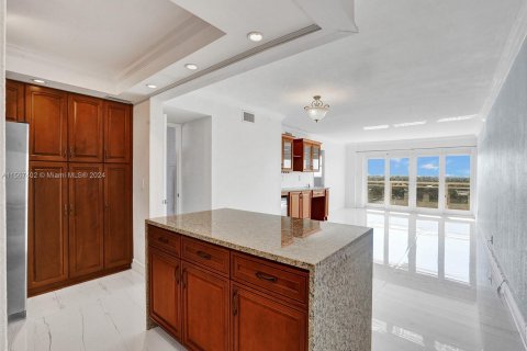 Condominio en venta en Hillsboro Beach, Florida, 2 dormitorios, 111.48 m2 № 1118320 - foto 13