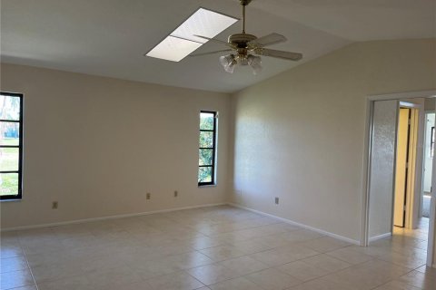 Villa ou maison à vendre à Punta Gorda, Floride: 3 chambres, 205.31 m2 № 1001711 - photo 10