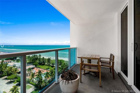 Copropriété à louer à Miami Beach, Floride: 2 chambres, 145.67 m2 № 10352 - photo 25