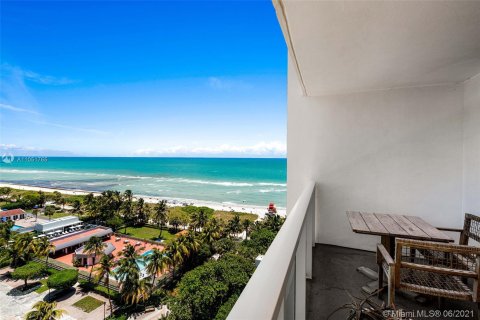 Copropriété à louer à Miami Beach, Floride: 2 chambres, 145.67 m2 № 10352 - photo 26