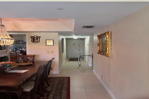 Condominio en venta en Lake Worth, Florida, 2 dormitorios, 113.53 m2 № 1100741 - foto 1