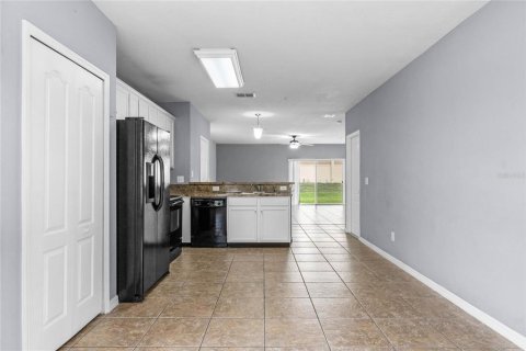 Townhouse in Orlando, Florida 3 bedrooms, 176.61 sq.m. № 1365118 - photo 15